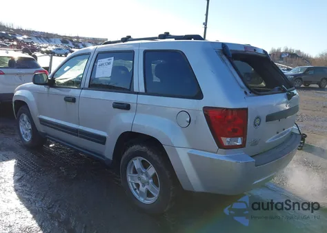 2005 Jeep Grand Cherokee Laredo z USA, uszkodzony, nr VIN 1J8GR48KX5C541332